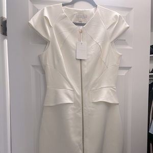 TED BAKER
V-Neck Knee-Length Dress
